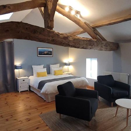 Bed and Breakfast La Vigneraie De Laura Sainte-Colombe  Екстер'єр фото