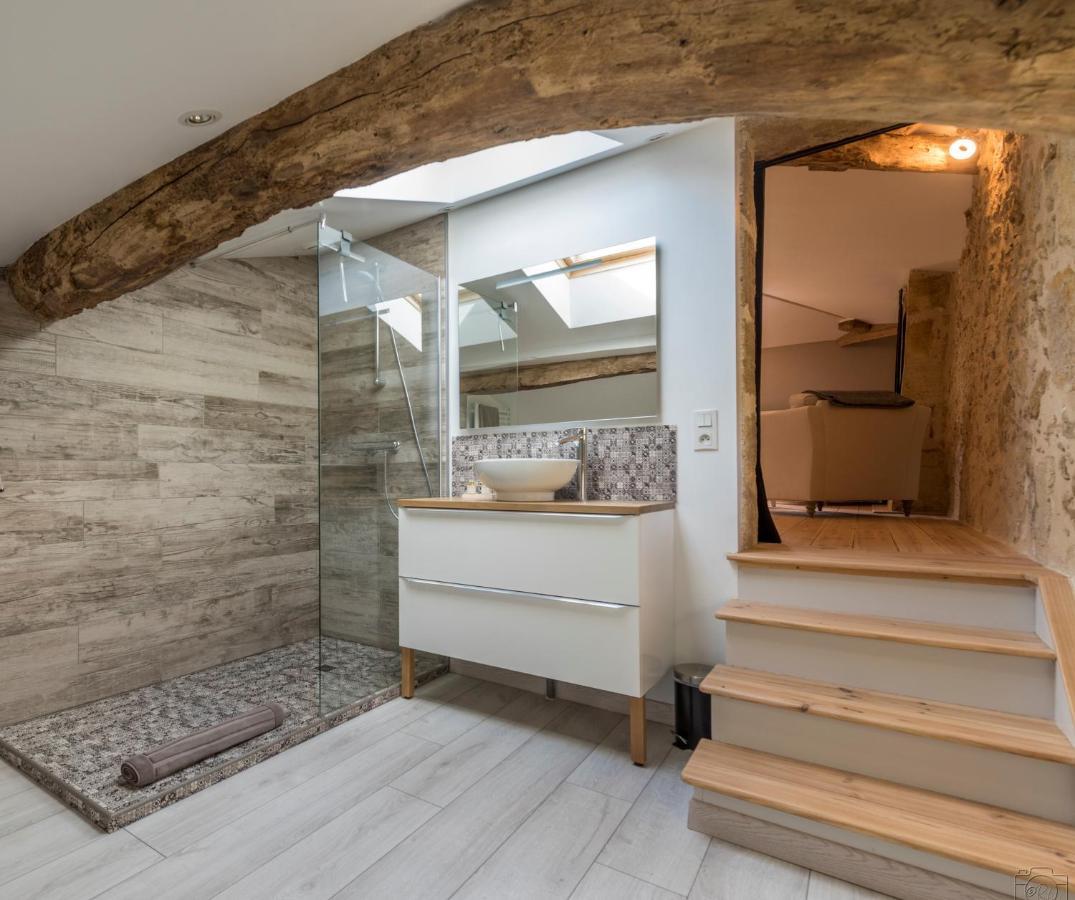 Bed and Breakfast La Vigneraie De Laura Sainte-Colombe  Екстер'єр фото