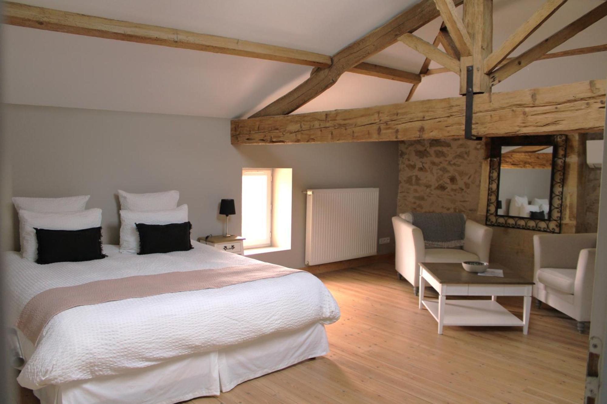 Bed and Breakfast La Vigneraie De Laura Sainte-Colombe  Екстер'єр фото